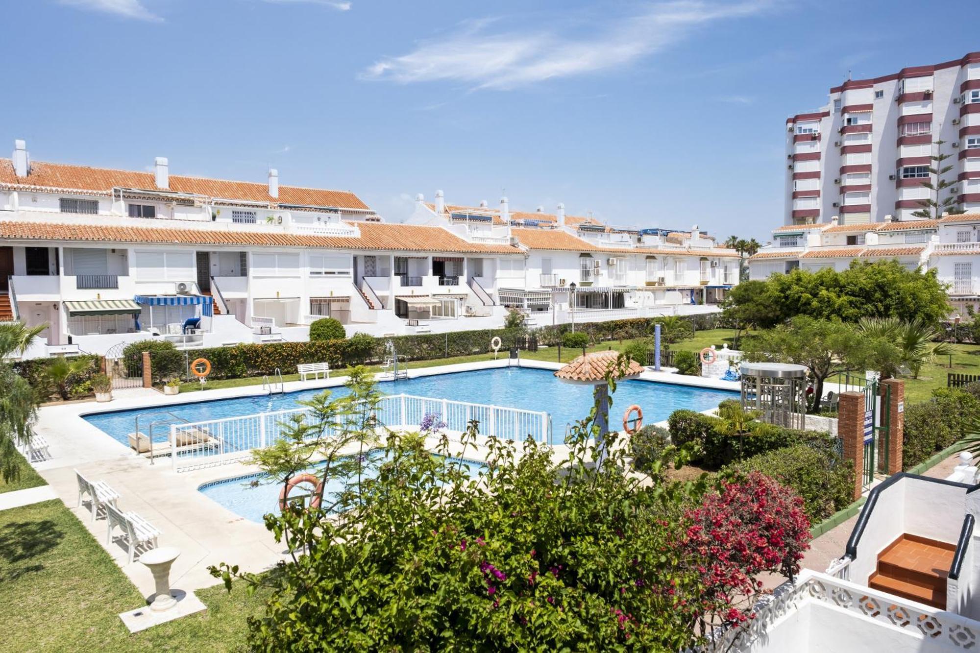 Apartament Estudio Bloque 90 *
